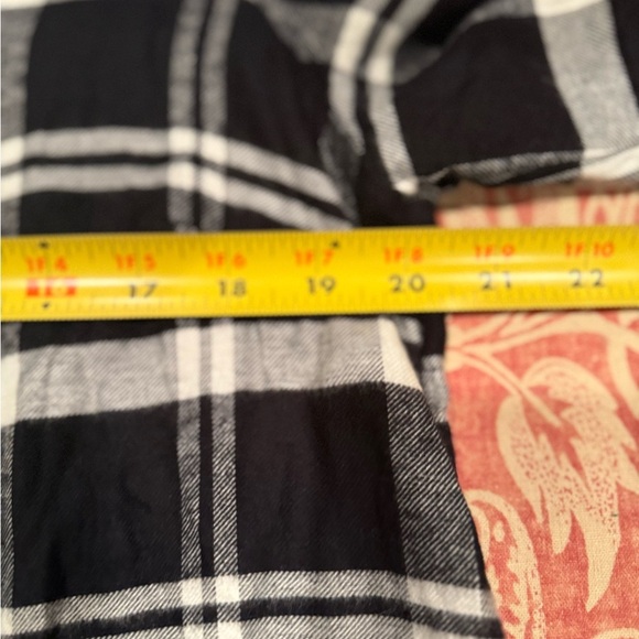 NWT Talbots Black & White Plaid Flannel VNeck Pullover w Balloon Sleeve SZ L - Picture 11 of 16